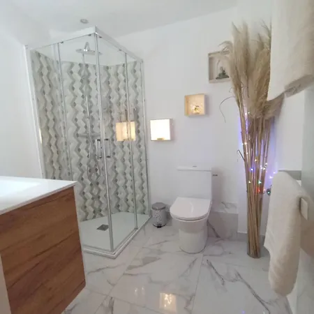 Apartment Bord De Mer, Midi, Acces Direct A La *